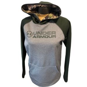 Under Armour Gray/Green Camo ColdGear Youth XL Hoodie
